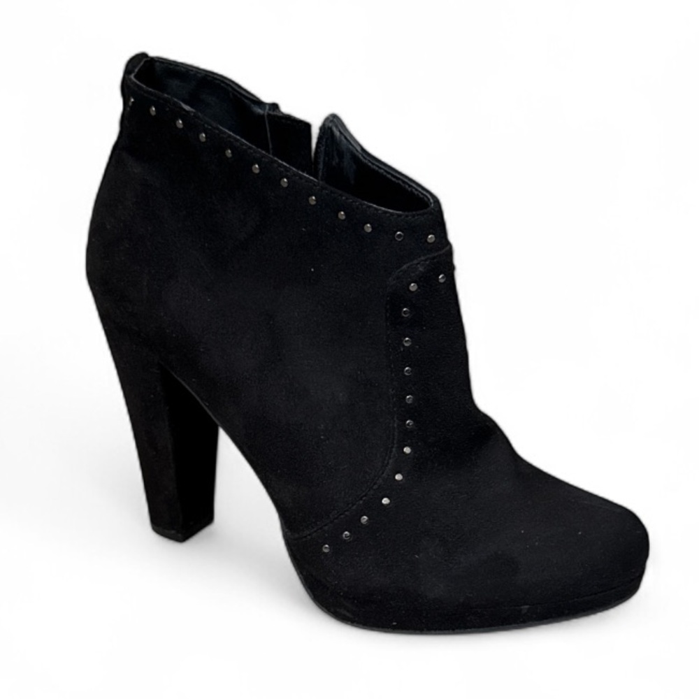 Report Remi Women’s Black Suede Ankle Booties Size 8